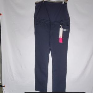 Maternity NWT Long Tall Sally Jeans 36 inc…